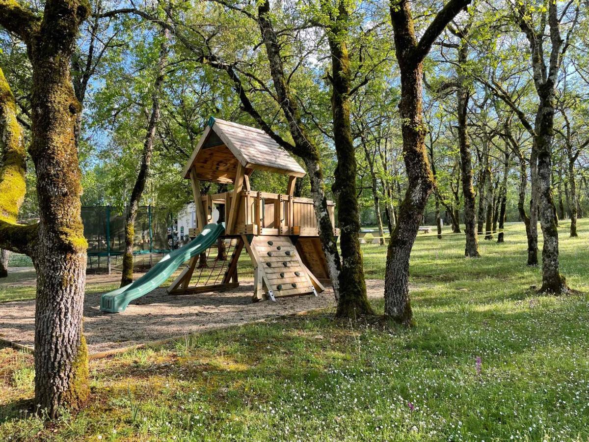 Lodges Du Bois Dodo - Ancien Camping De Bois Redon Septfonds Eksteriør bilde